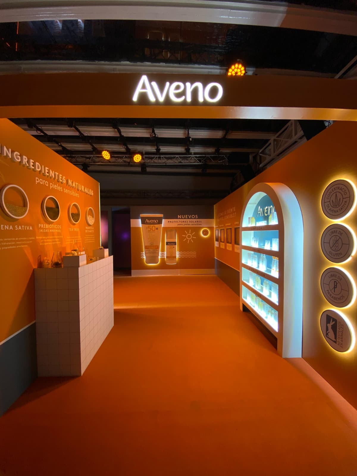 Aveno Stand Lanzamiento Solar